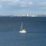 Ninho De Alfama